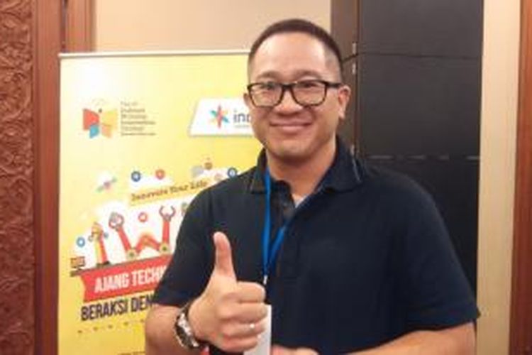 CEO sekaligus Presdir Indosat Alexander Rusli usai memberi sambutan di acara IWIC ke-9, Sabtu (13/6/2015) di Gedung Cendrawasih, JCC, Senayan.