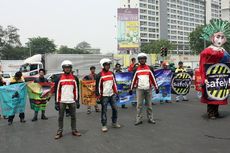 Biker Honda Kampanye Keselamatan ala Betawi