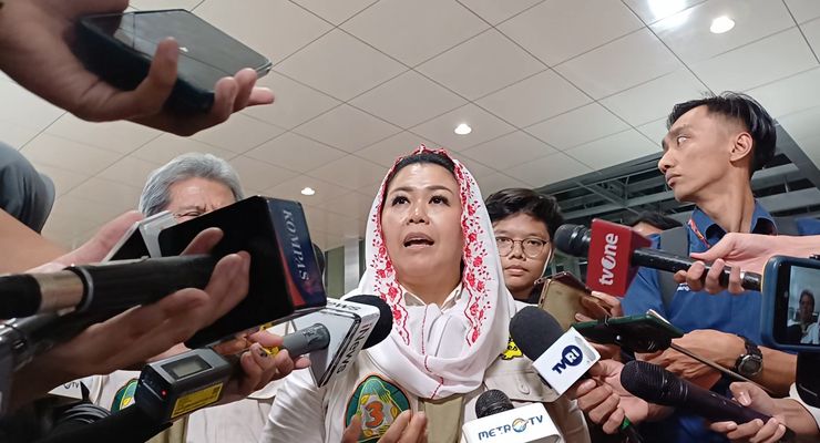 Tanggapi Gestur Gibran Cari Jawaban Mahfud, Yenny Wahid: Itu Kesannya Melecehkan