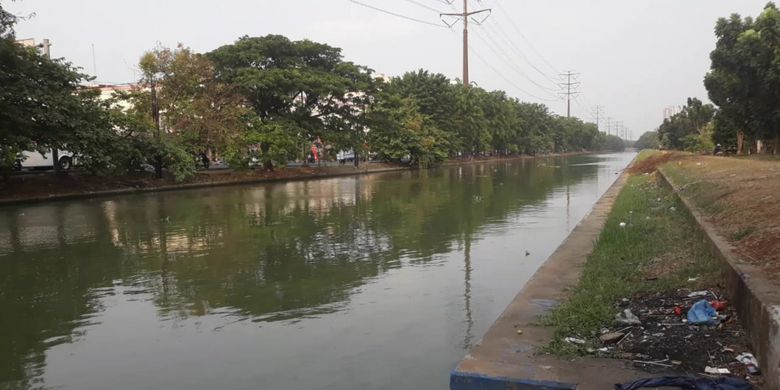 Kalimalang, Kota Bekasi yang rencananya akan disulap menjadi seperti Sungai di Korea Selatan oleh Gubernur Jawa Barat Ridwan Kamil, Rabu (12/9/2018).