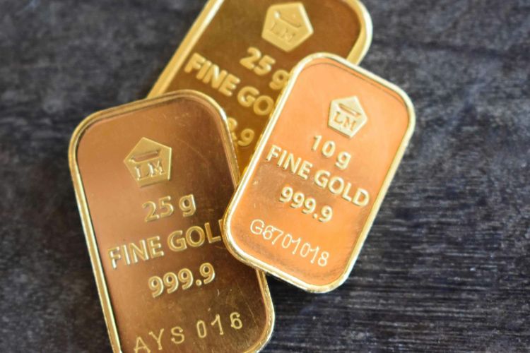 Ilustrasi emas. Tabungan Emas Pegadaian. Cara nabung emas di Pegadaian. Cara menabung emas di Pegadaian. Syarat Tabungan Emas Pegadaian.