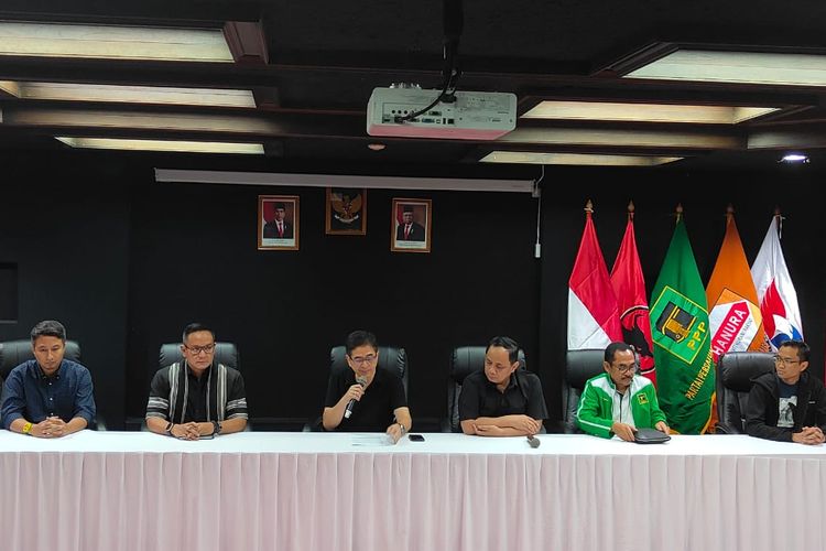 Konferensi pers Tim Pemenangan Nasional (TPN) Ganjar Pranowo-Mahfud MD, Rabu (1/11/2023).