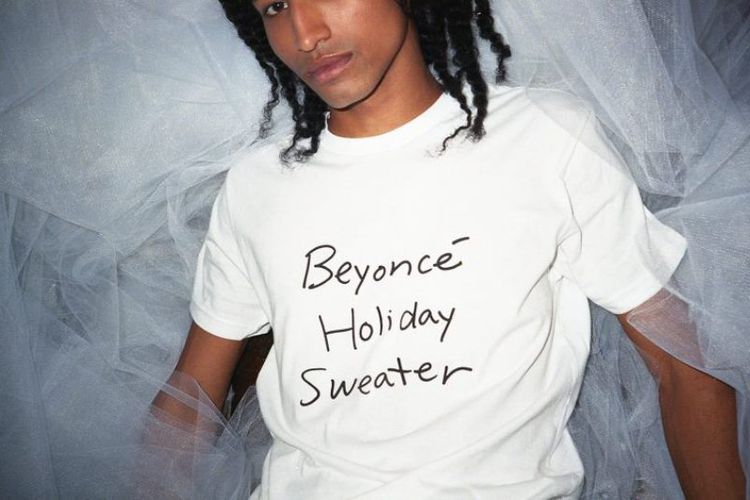 Koleksi kaus dan sweater Natal dari Beyonce.