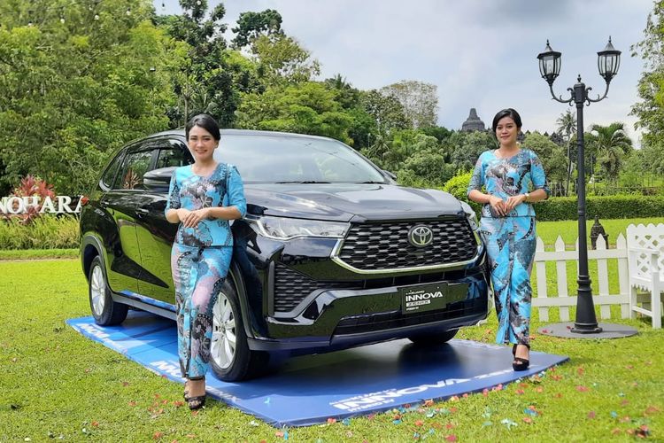 Toyota Innova Zenix Hybrid meluncur untuk pasar Jawa Tengah dan Yogyakarta, Kamis (24/11/2022).