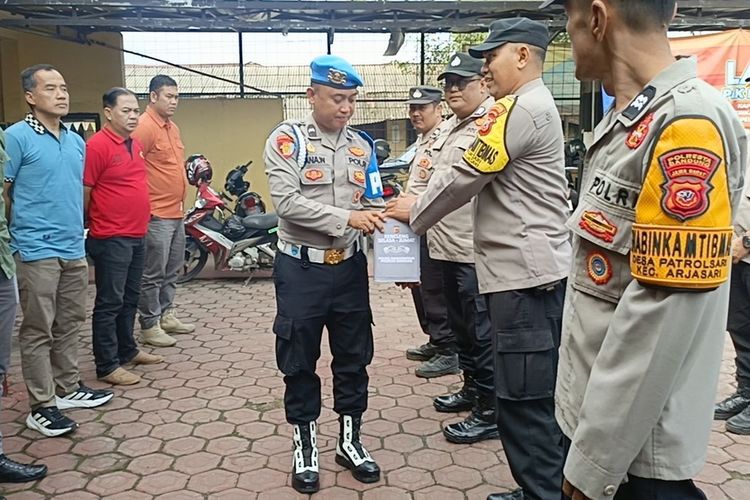 Kencleng Polisi dan Senyum yang Kembali Terlihat di Arjasari Bandung