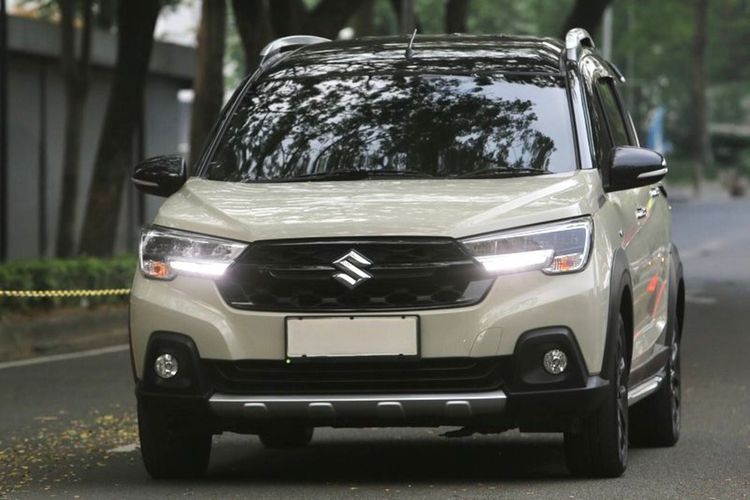Ada Suzuki XL7 Hybrid Alpha Kuro, XL7 Model Lama Diskon Puluhan Juta
