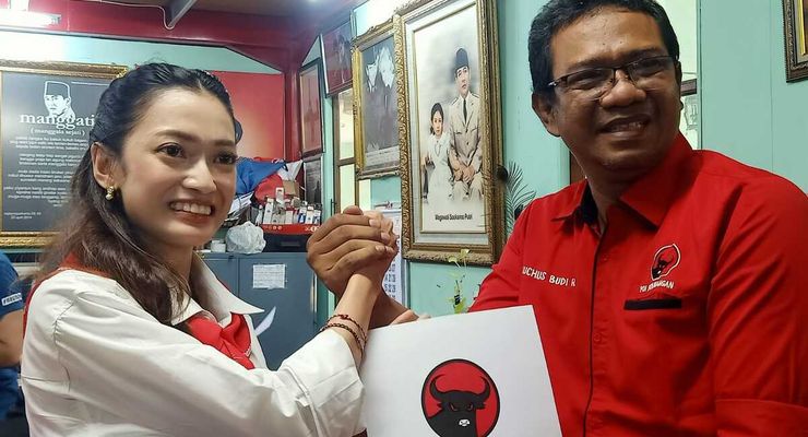 Anak Aria Bima Daftar Bakal Calon Wakil Wali Kota Solo Lewat PDI-P
