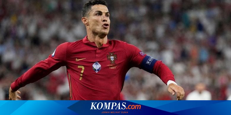 Sambutan Gembira Para Artis Setelah Cristiano Ronaldo Kembali ke Manchester United - Vimarsana News