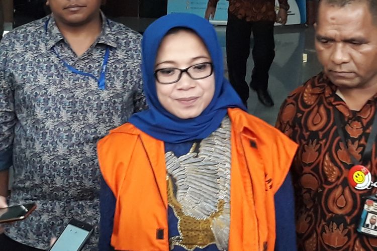 Mantan Wakil Ketua Komisi VII DPR Fraksi Golkar Eni Maulani Saragih di Gedung KPK Jakarta, Rabu (29/8/2018).