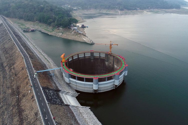 Perum Jasa Tirta II Pastikan Pasokan Air Irigasi Jatiluhur Aman saat Kemarau