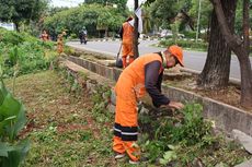 Kisah Petugas PPSU, Bangun Lebih Pagi untuk Lingkungan yang Lebih Bersih