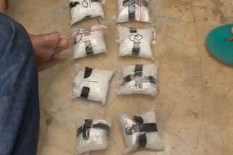 Edarkan Sabu Tempel di SPBU, 2 Kurir di Jakbar Dijanjikan Upah Rp 20 Juta