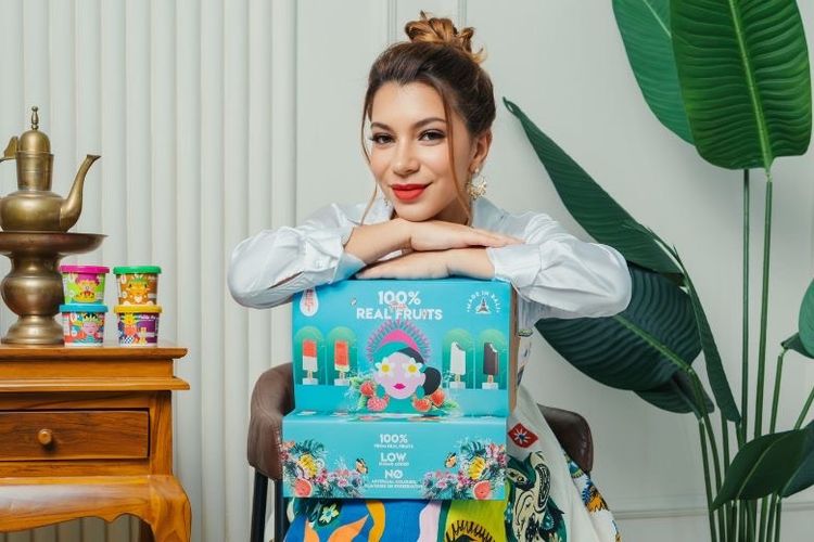 Sebagai brand yang lahir di Bali, Paletas Wey telah menempuh perjalanan satu dekade dengan visi menyebarkan kebahagiaan melalui kesegaran alami buah tropis Indonesia. 