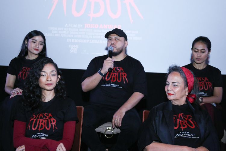 Sutradara Joko Anwar menjelaskan alasan mengapa memilih slot penayangan Lebaran untuk film Siksa Kubur.