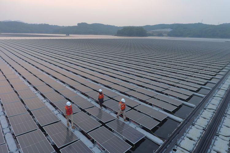 Salah satu aset pembangkit EBT milik PLN, Pembangkit Listrik Tenaga Surya (PLTS) Terapung Cirata 192 Megawatt Peak (MWp).
