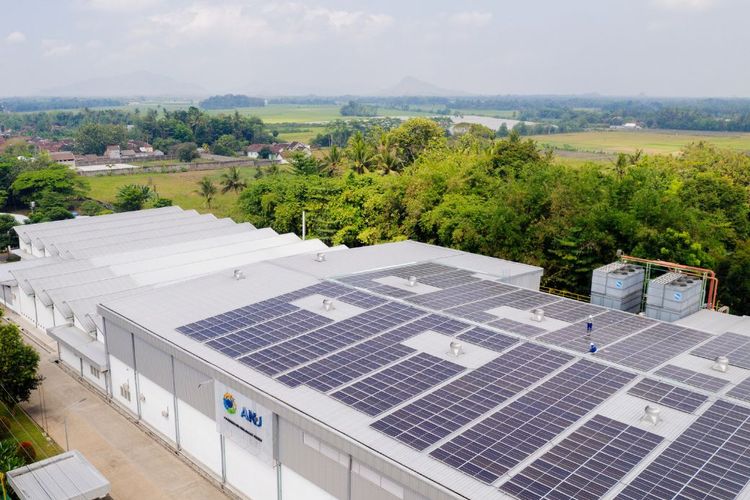 PT Austindo Nusantara Jaya Tbk. (ANJ) melalui anak usahanya PT Gading berkolaborasi dengan SUN Energy mengembangkan sistem Pembangkit Listrik Tenaga Surya (PLTS) yang dipasang di atap pabrik GMIT yang memproduksi edamame.