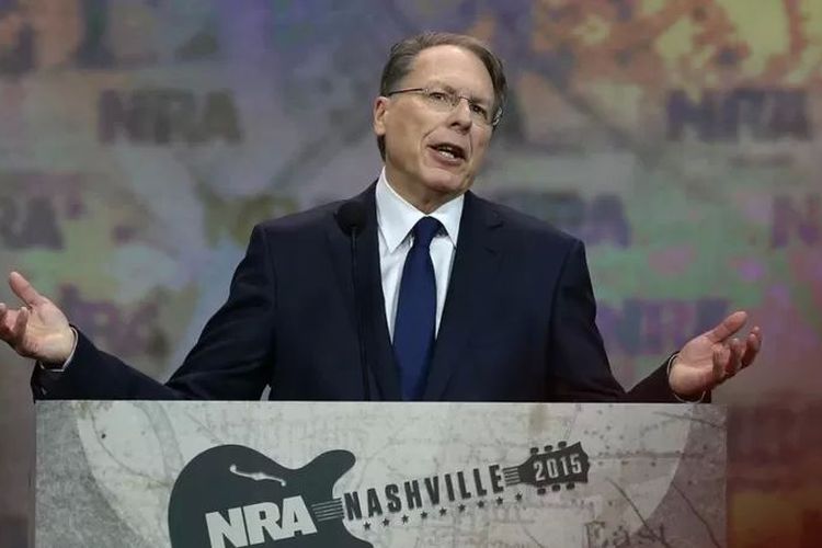 Wayne LaPierre adalah sosok agresif yang menjalankan kepentingan NRA.

