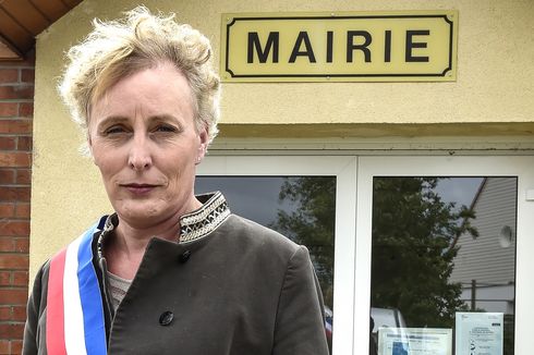 Marie Cau, Wali Kota Transgender Pertama di Perancis