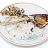 6 Cara Mengatasi Tulang Ikan Yang Tersangkut di Tenggorokan