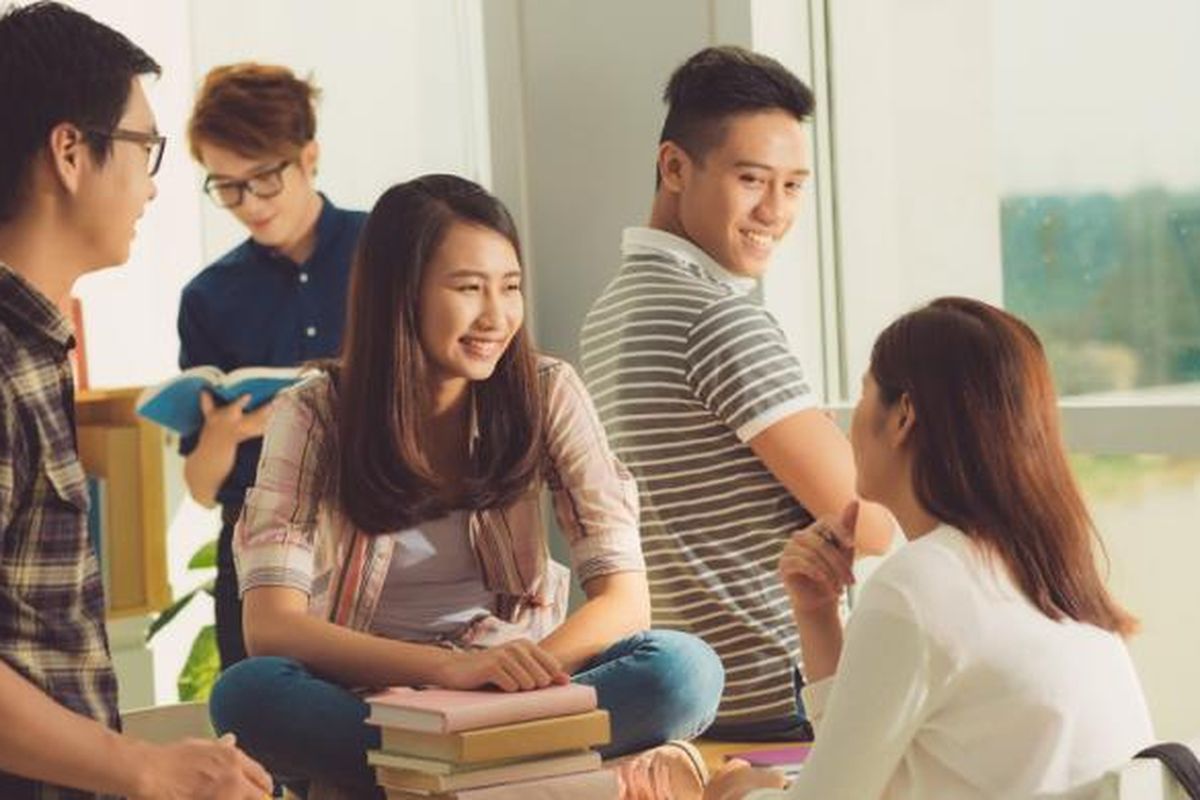 Program studi MM (Master Magister) Profesional Muda mengincar sarjana-sarjana S-1 yang baru lulus dan memiliki hasrat kuat untuk terus belajar serta meningkatkan kemampuannya.
