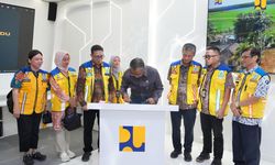 Kelola Informasi Terkait Air, Menteri Dody Resmikan Command Center BBWS Sumatera VIII