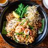 4 Cara Membuat Pad Thai Khas Thailand, Bumbu Menyatu ke dalam Kwetiau
