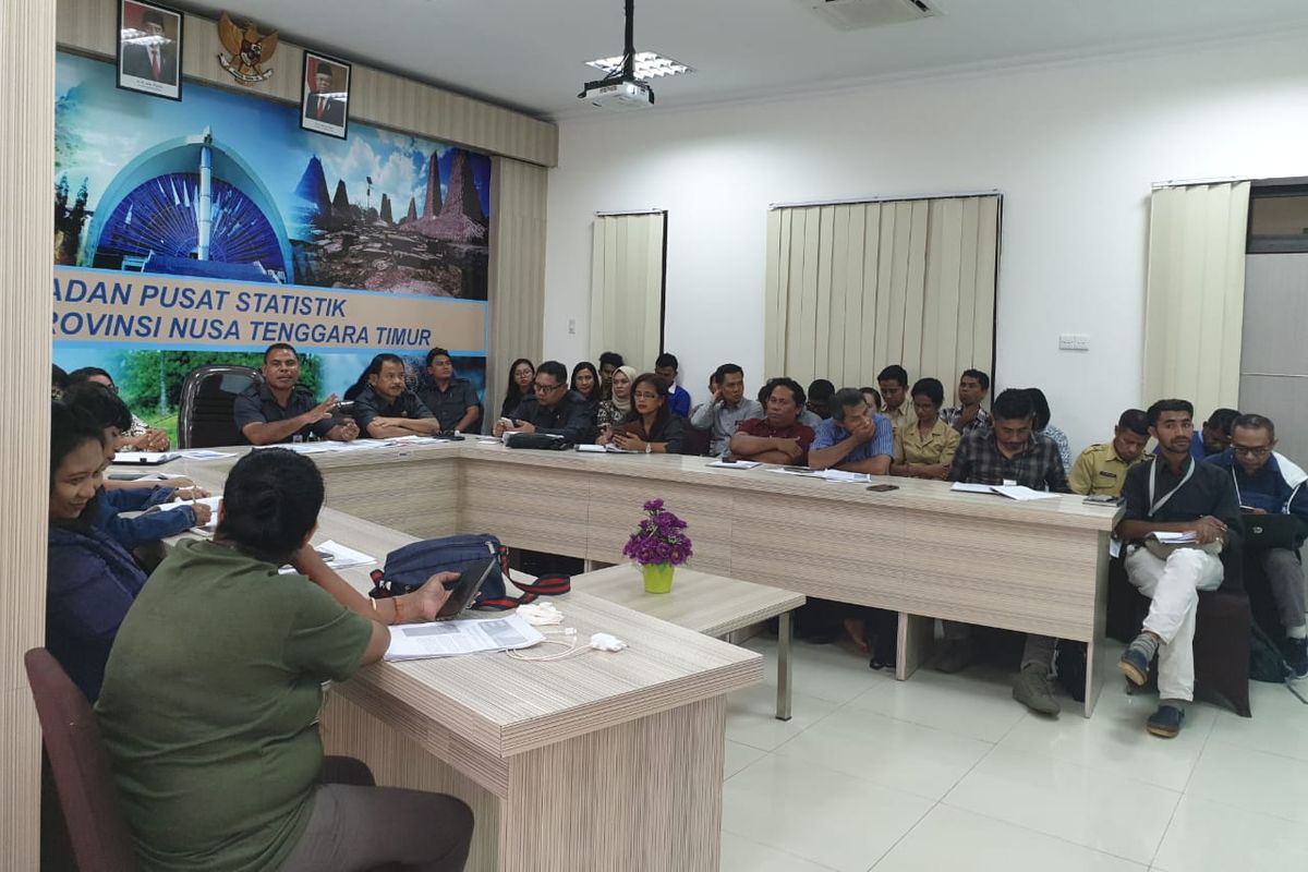 Kepala Bidang Statistik Distribusi BPS NTT Demarce M Sabuna mengatakan, pada bulan Januari 2020 TPK Hotel Berbintang turun 14,49 persen dibandingkan TPK bulan Desember 2019.