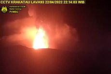 Gunung Anak Krakatau Erupsi, Pijaran Lahar Terlihat dari Kawah Gunung
