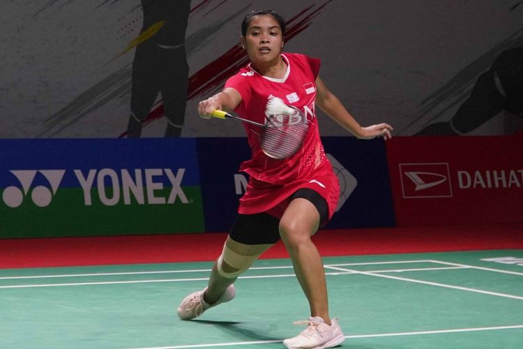 Tunggal putri Gregoria Mariska Tunjung saat melawan Phittayaporn Chaiwan (Thailand) pada laga babak pertama (32 besar) Indonesia Masters 2022 di Istora Senayan, Jakarta, Rabu (8/6/2022) sore WIB.
