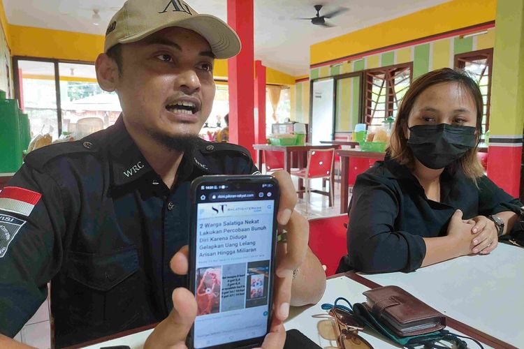 Advokat Nur Adi Utomo mendampingi Salsabila mengadukan media online lokal Salatiga karena merasa dirugikan oleh pemberitaan.