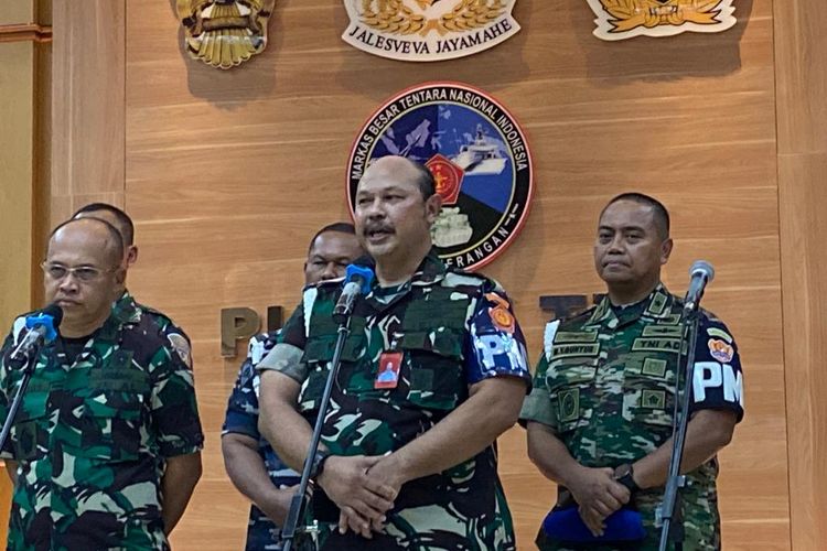 Komandan Pusat Polisi Militer atau Danpuspom TNI Marsda R Agung Handoko saat konferensi pers di Mabes TNI, Jumat (28/7/2023).