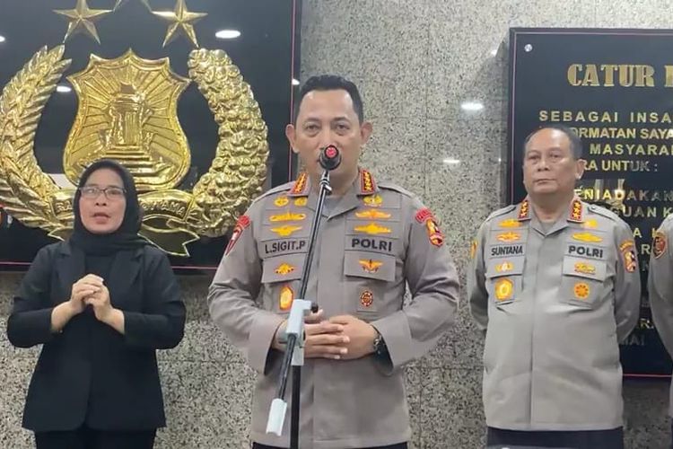 Kepala Kepolisian Negara Republik Indonesia (Kapolri) Jenderal Listyo Sigit Prabowo di Mabes Polri, Jakarta, Selasa (19/9/2023).