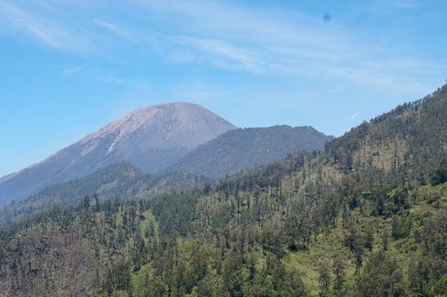 Semburkan Abu Vulkanis Setinggi 400 Meter, Gunung Semeru Tetap Waspada