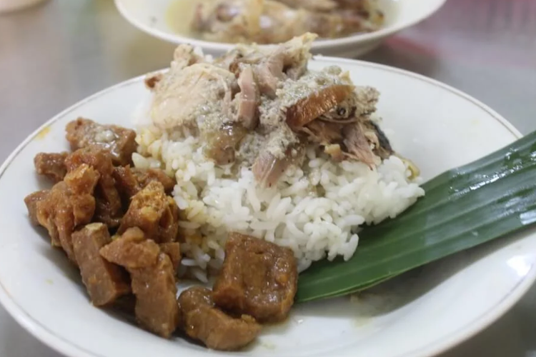 Nasi Opor Sunggiang, Makanan Khas Kudus