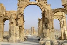 Pesawat Tempur Rusia Mengebom ISIS di Palmyra