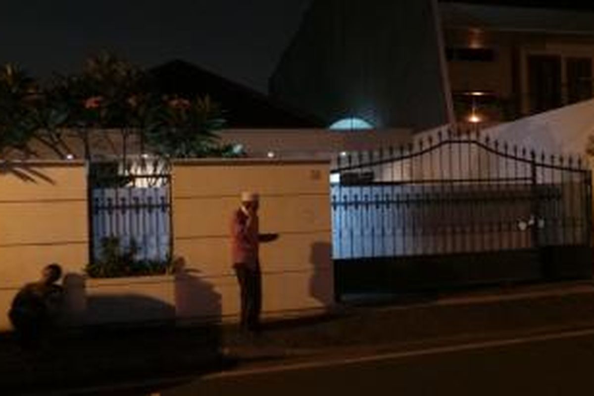 Sebuah rumah di Jalan Sawo nomor 32, Menteng, Jakarta Pusat menjadi tempat tinggal sementara capres Joko Widodo bersama keluarganya selama masa kampanye. Foto ini diambil pada Senin (2/6/2014).