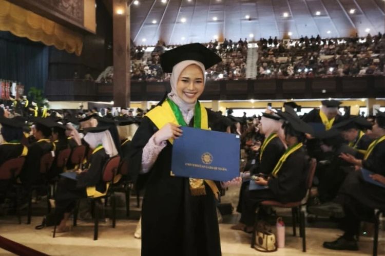Lulus Kedokteran UGM di Usia 20 Tahun, Fulviana Ungkap Perjalanan Studinya