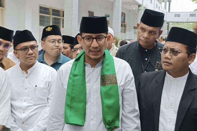 Sandiaga Uno saat berkunjung di Pondok Pesantren Al-Ittihad, Kecamatan Poncokusumo, Kabupaten Malang, Sabtu (15/4/2023).