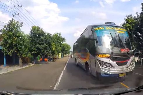 Video Viral Detik-detik Mobil Nyaris Tertabrak Sugeng Rahayu di Madiun, Bagaimana Ceritanya?