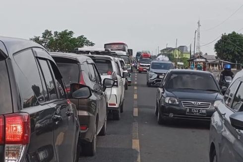 Jalur Selatan Pejagan Brebes-Purwokerto Macet 5 Km, Diperparah Pasar Tumpah