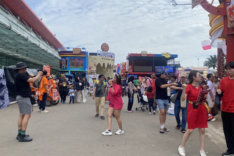 Pengunjung PRJ Mulai Rem Belanja, Harga Produk Naik hingga 30 Persen