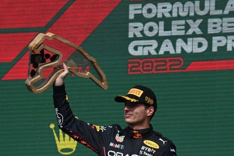 Pebalap Red Bull Racing Max Verstappen berhasil memenangi balapan Formula 1 atau F1 GP Belgia di Sirkuit Spa-Francorchamps, Minggu (28/8/2022) malam WIB. Terkini, Max Verstappen berhasil meraih pole position di F1 GP Belanda 2022 di Sirkuit Zandvoort. 