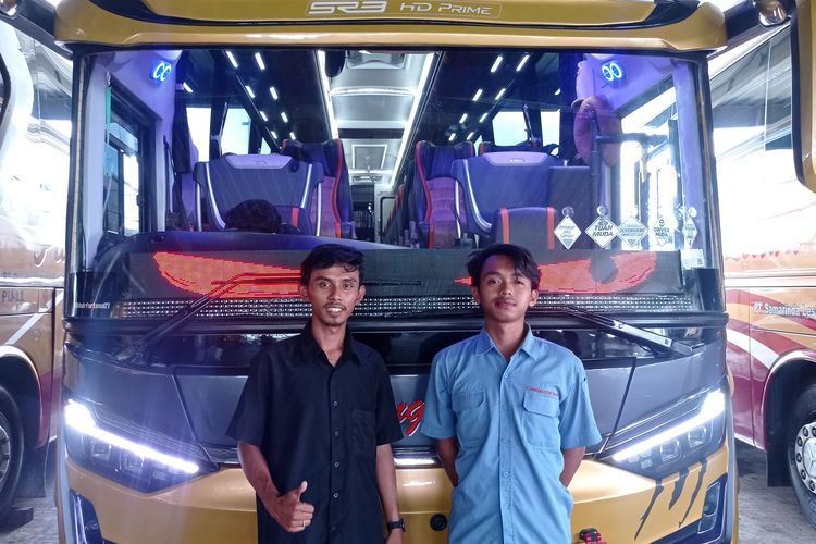 Terhenti di Kampus, Melaju di Jalan Raya: Cerita Hairudin yang Kini Setia di Kursi Sopir