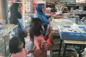 Tinggal di Gubuk dan Ikut Memulung, 3 Anak di Pangandaran Kini Bisa Sekolah