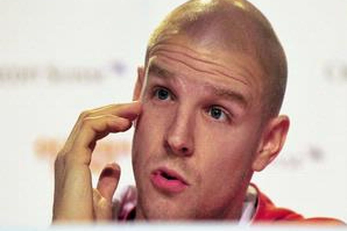 Bek Swiss, Philippe Senderos.