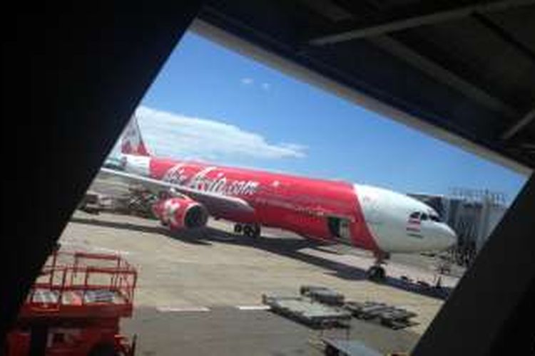 Pesawat Airbus 330-300 milik Maskapai AirAsia X yang baru mendarat di Sydney, setelah melakukan penerbangan dari Denpasar, Bali.  