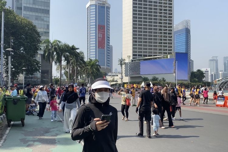 Teddy Imbau Warga Kurangi Aktivitas Luar Ruang imbas Erupsi Gunung Anak Krakatau