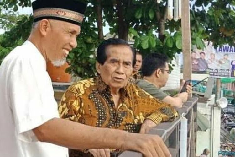 Kenangan Gubernur Sumbar Mahyeldi dengan Azwar Anas beberapa waktu lalu.