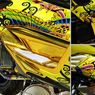 Cara Mudah Bersihkan Lem Bekas Stiker di Bodi Motor