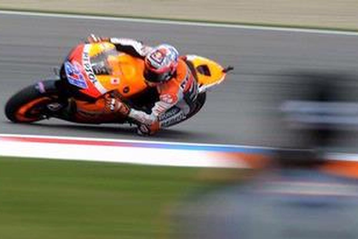 Pebalap Repsol Honda, Casey Stoner.